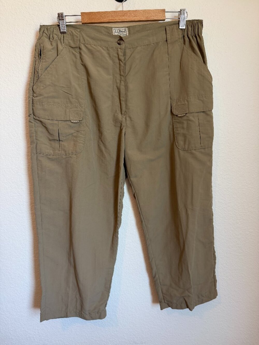 LL Bean Women's 0 CFL6 Nylon Supplex Cropped Lightweight Cargo Hiking Pants